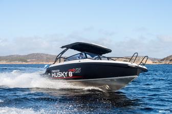 Finnmaster Husky R8 + Mercury V300 XL AM ES V8