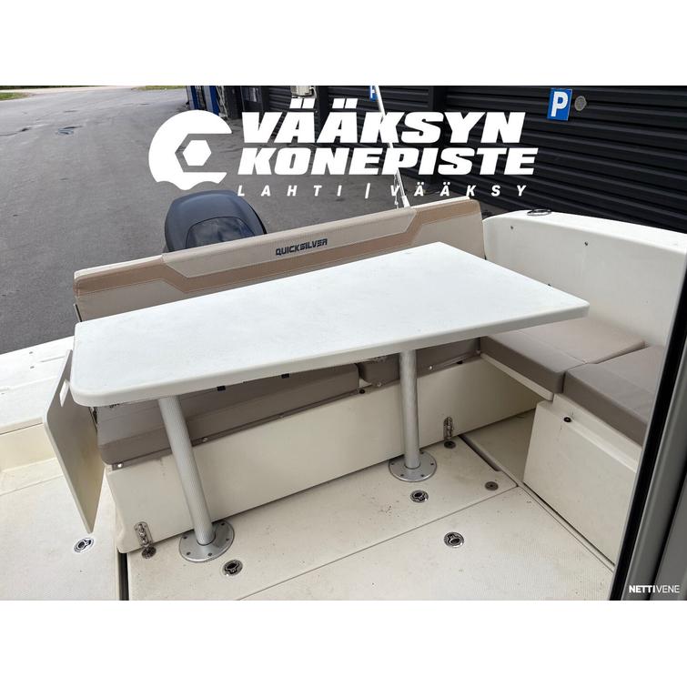 Quicksilver Activ 755 Weekend + Mercury F200