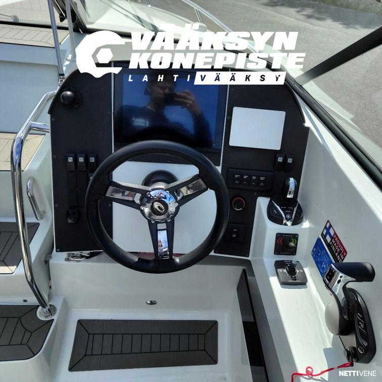 AMT 230 DC + Yamaha F300