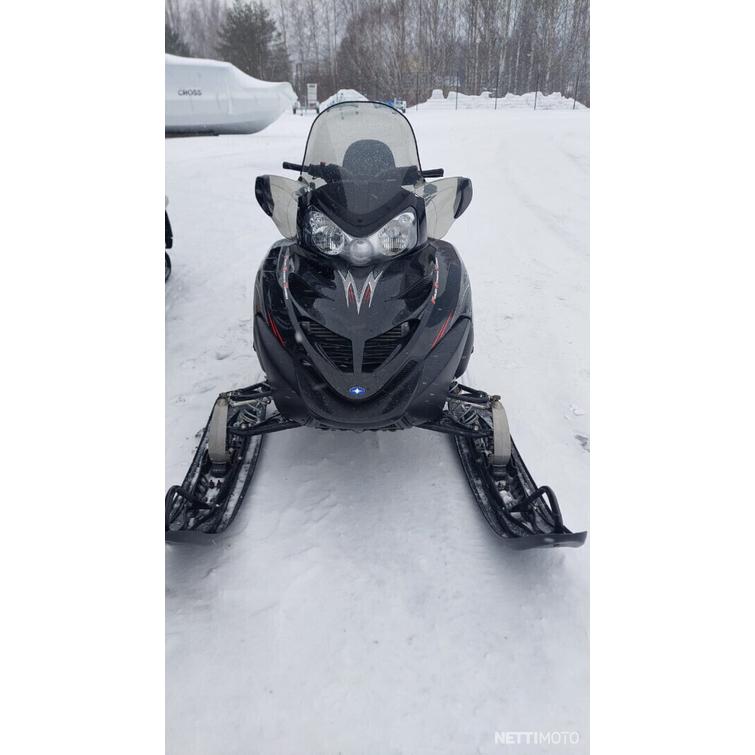 Polaris FST Touring 750 4-tahti