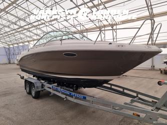 Sea Ray 235 Weekender + MerCruiser 4.3