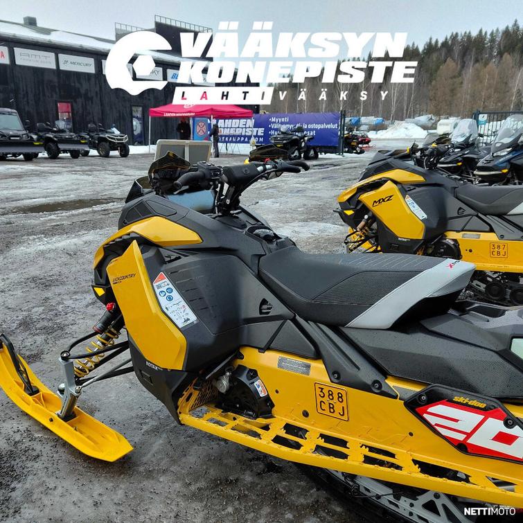 Ski-Doo Backcountry X-RS 850 E-TEC Turbo R with WIS