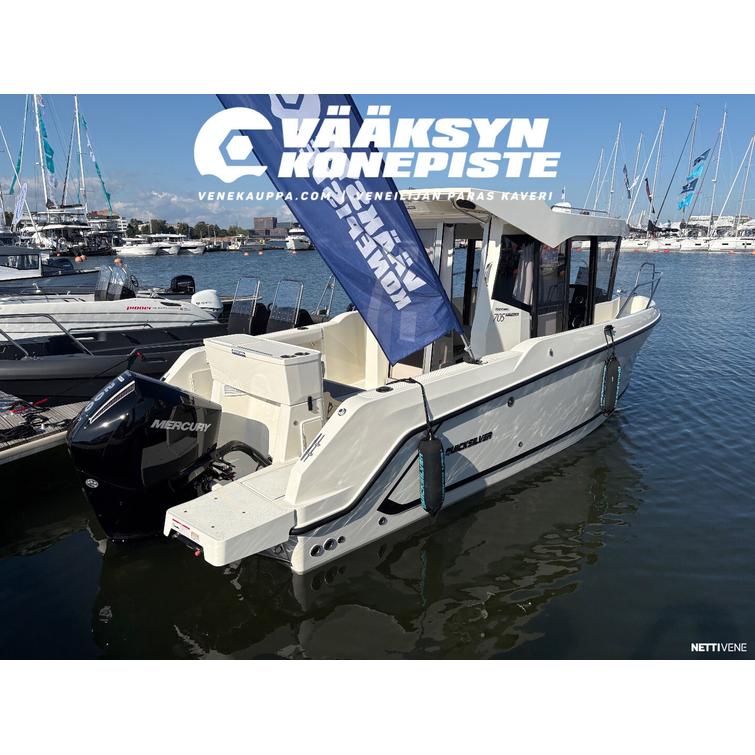Quicksilver Captur 705 Pilothouse + Mercury F200 XL EFI DTS V6