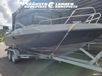 North Silver Eagle Cabin 655 + Yamaha F200