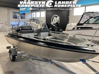 Buster L 2 + Yamaha F50