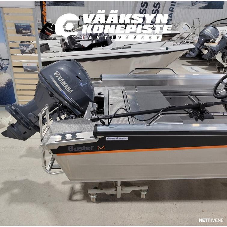 Buster M1 Fishing Ed + Yamaha F40 FELT