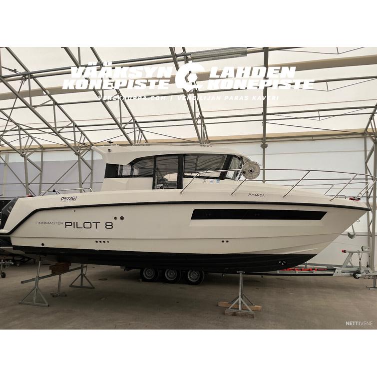 Finnmaster Pilot 8 + Yamaha F200