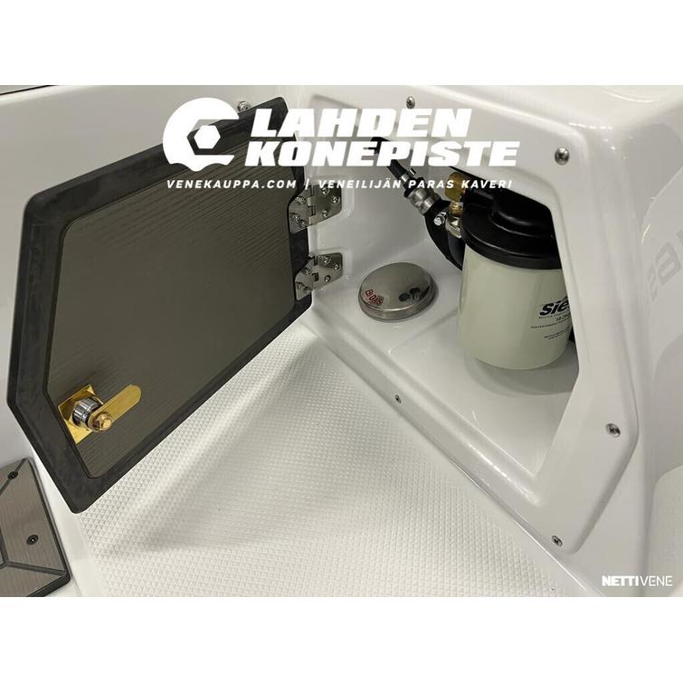 AMT 165 BR + Yamaha F50