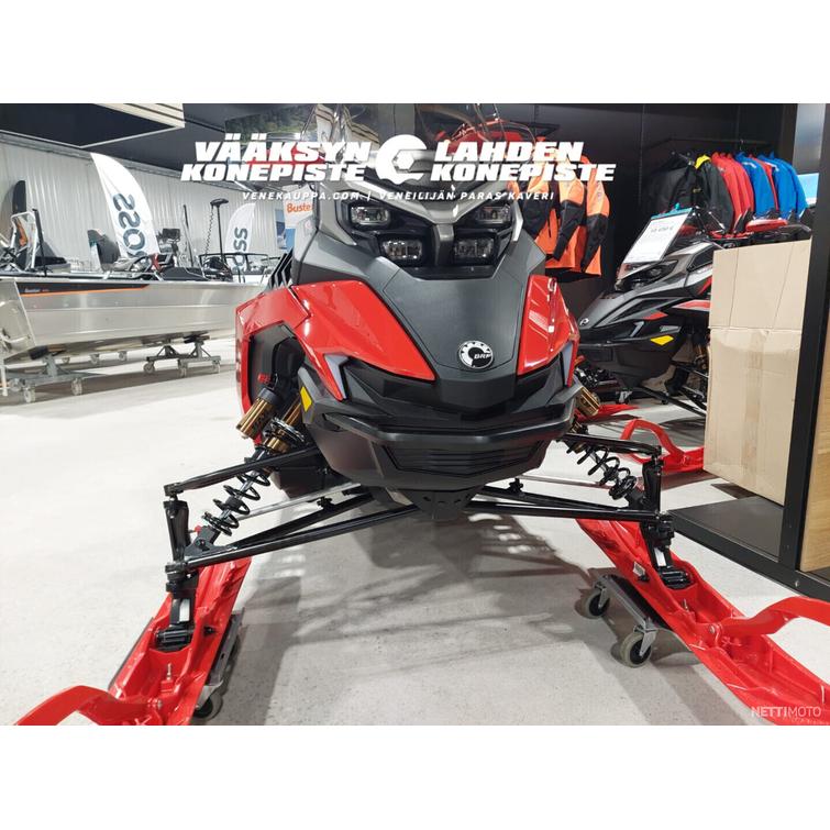 Lynx Rave 10.25" näytöllä