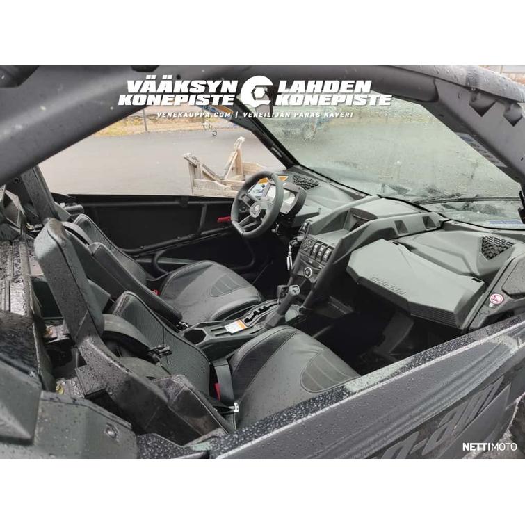 Can-Am Maverick X RS SAS Turbo RR