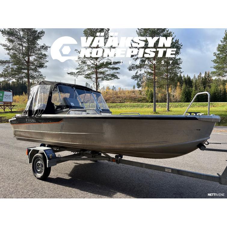 Buster M2 + Yamaha F40 FETL