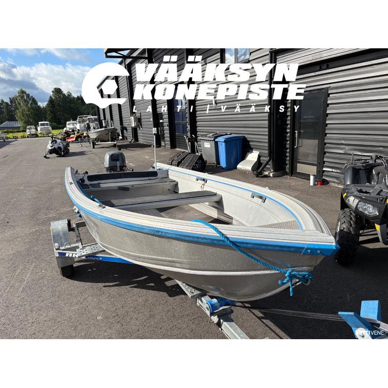 Buster XS + Yamaha F15
