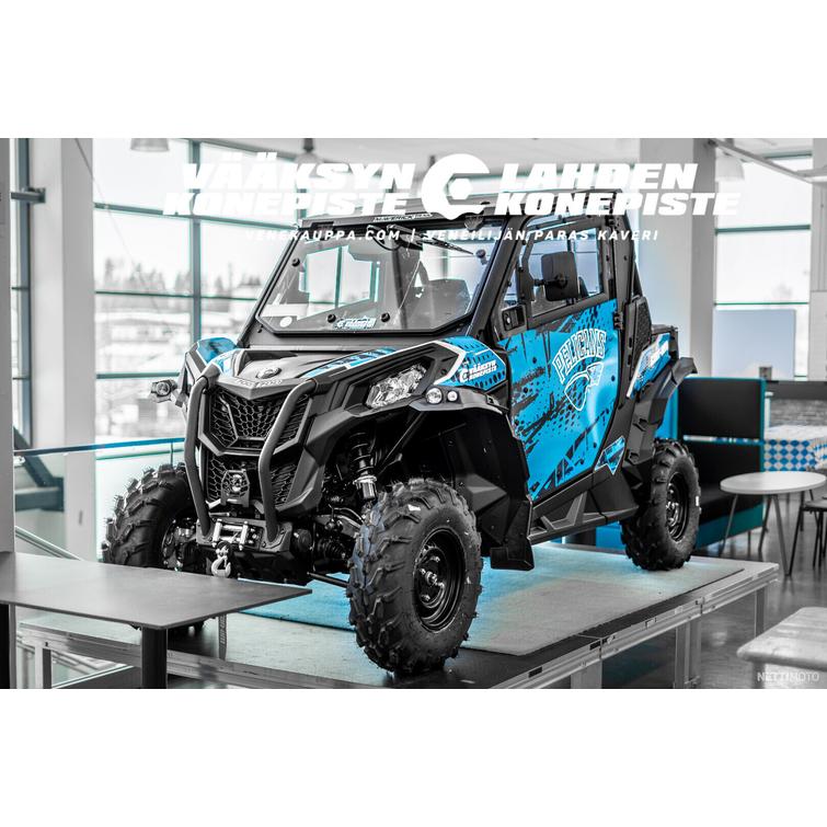 Can-Am Maverick "Pelicans Edition" Trail BAse 700 T 2023 T2b, DFK hyttipaketilla