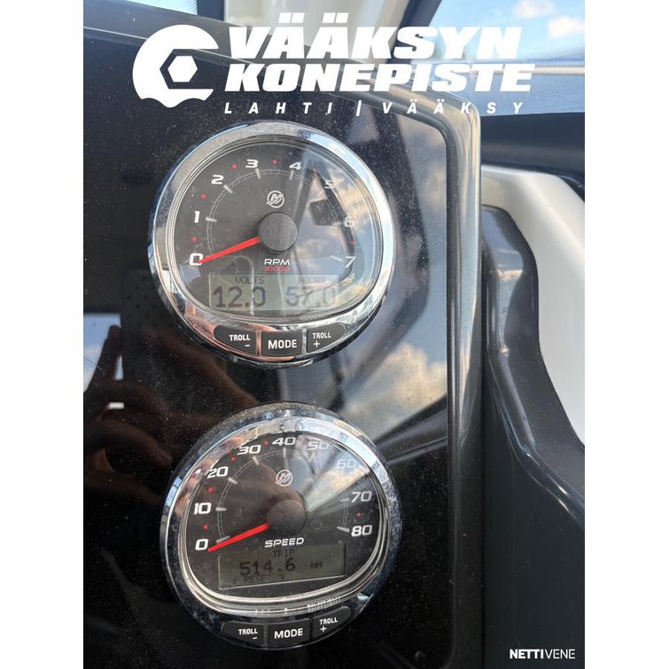 Quicksilver Activ 675 Weekend + Mercury F150 XL EFI
