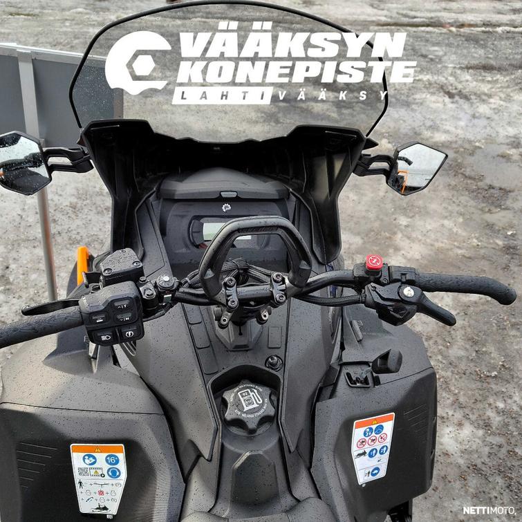 Ski-Doo Skandic LE 900 ACE