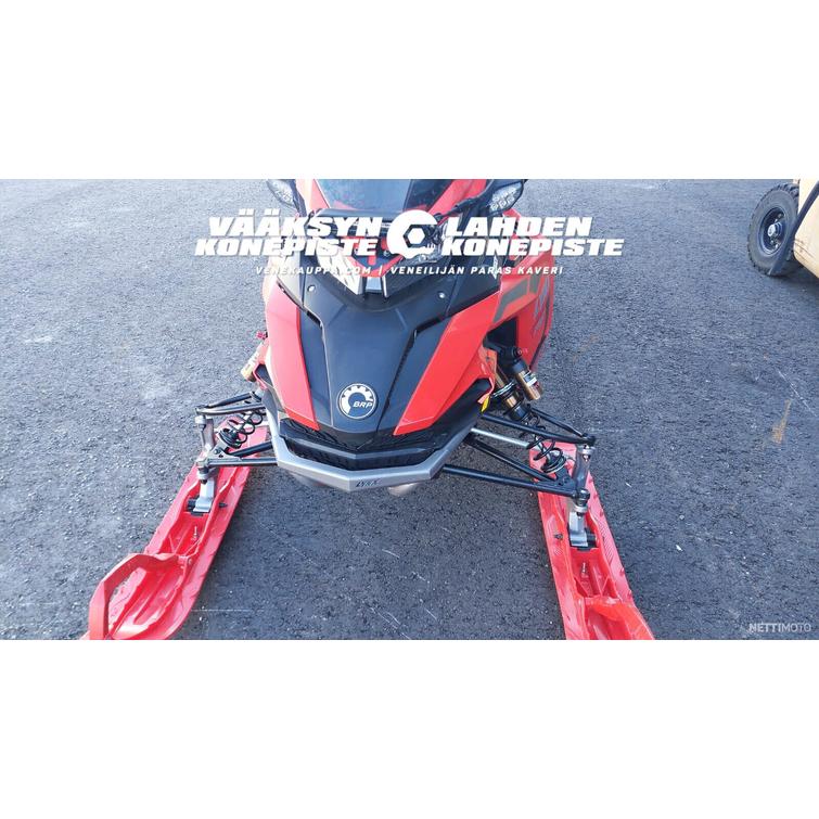 Lynx Xterrain 850