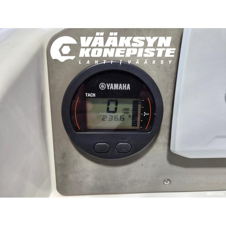 Finnmaster 55 SC + Yamaha F100