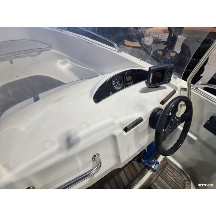 Yamarin 5010 + Yamaha F60