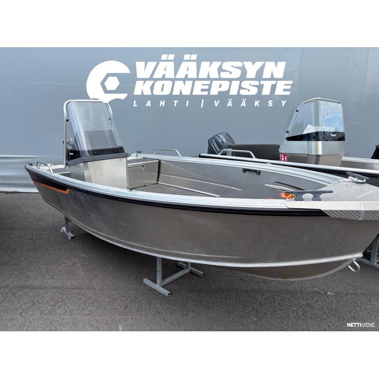 Buster S1 + Yamaha F25