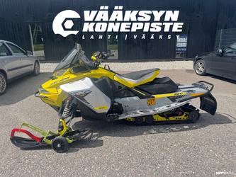 Ski-Doo MX Z