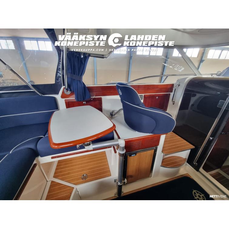 Aquador 23 HT + MerCruiser 2.8.es