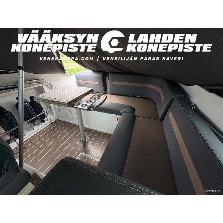 Flipper 670 DC + Mercury 300V8 PRO XS DTS