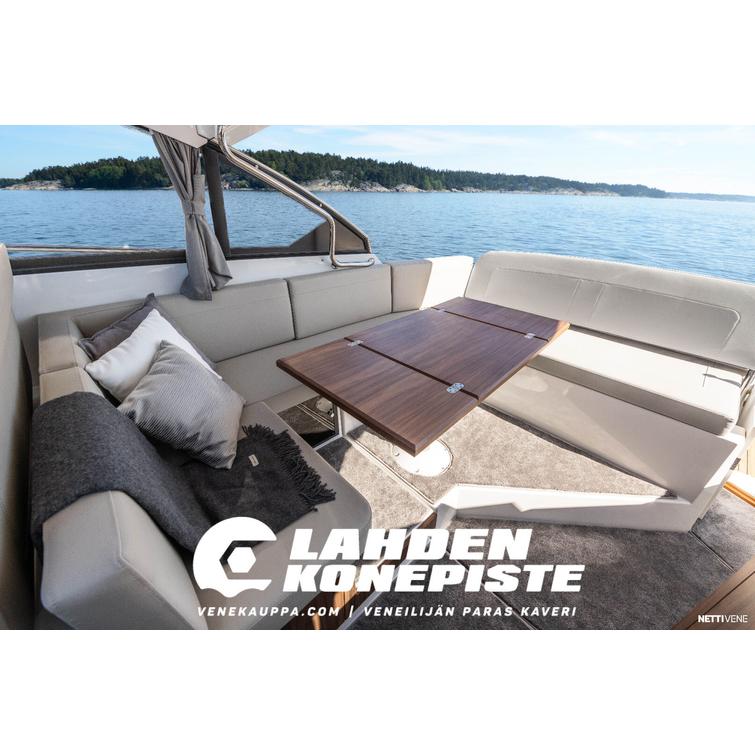 Grandezza 34 OC + Mercury MCM 4.5 L 250 Seacore DTS Bravo