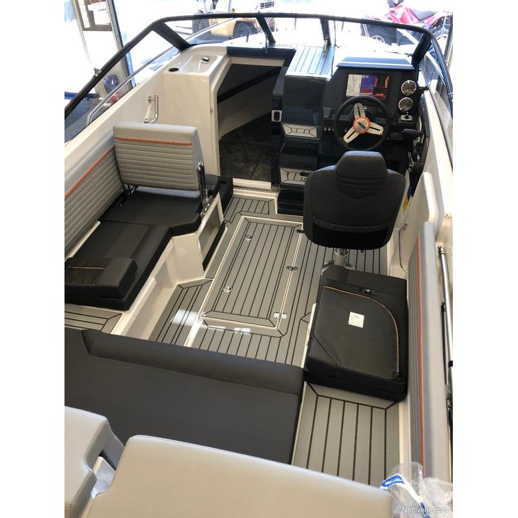 Bella 640 DC + Mercury F115 XL CT