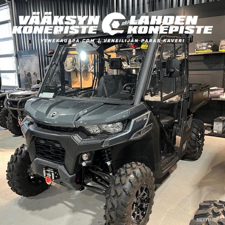 Can-Am Traxter XU HD9 T1b + BRP HYTTIPAKETTI