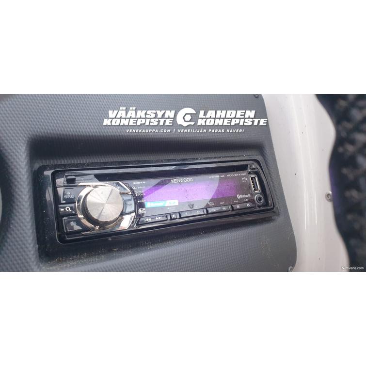 Yamarin 68DC + Yamaha F250