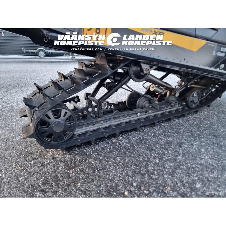 Ski-Doo Renegade Backcountry X