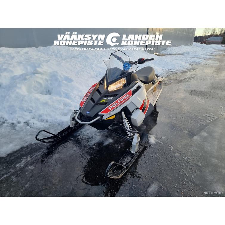 Polaris Indy CB6G 600cc