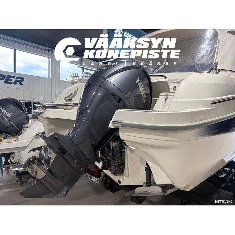 Yamarin 80 DC + Yamaha F300 V6