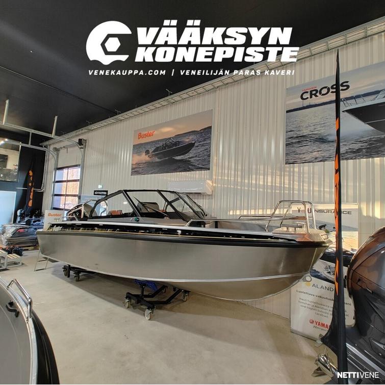 Buster XXL V-MAX + Yamaha V MAX VF150XB