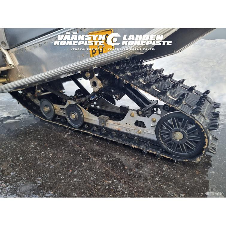 Polaris Indy CB6G 600cc
