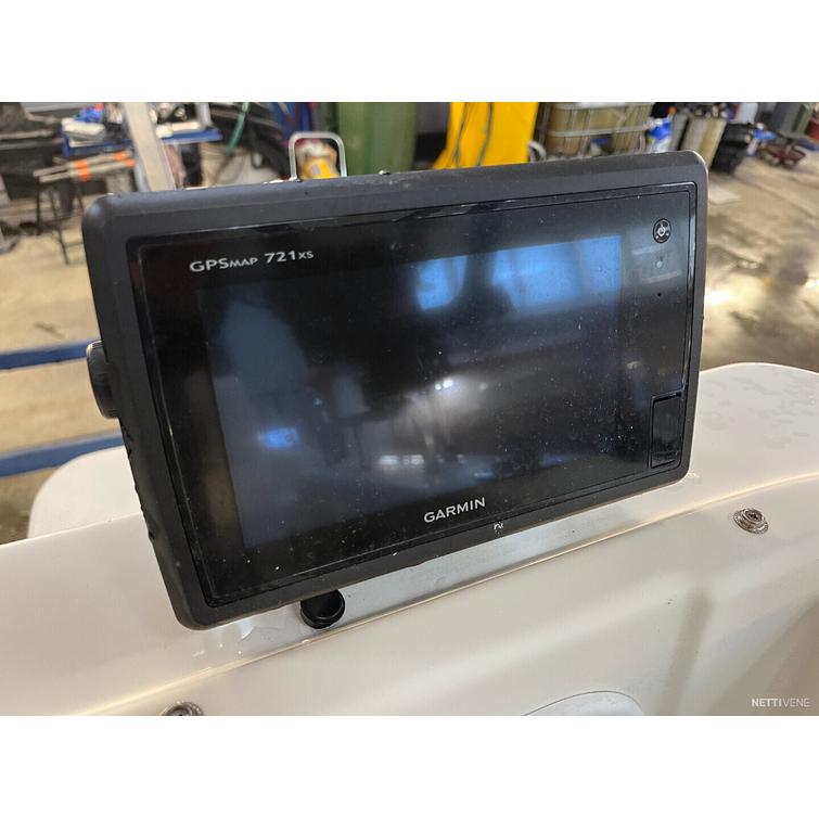 Quicksilver Muu malli PH 605 + Mercury F115 Efi