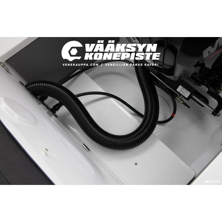 Falcon BRs 6 + Mercury F115