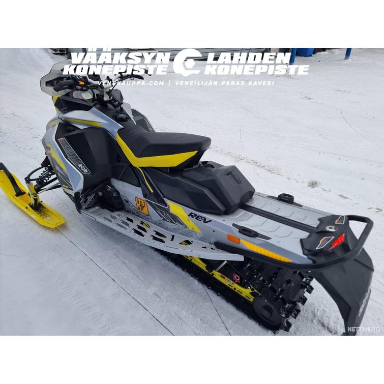 Ski-Doo MX Z 850 E-tec XRS