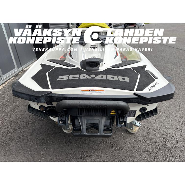 Sea-Doo RXP-XRS 300
