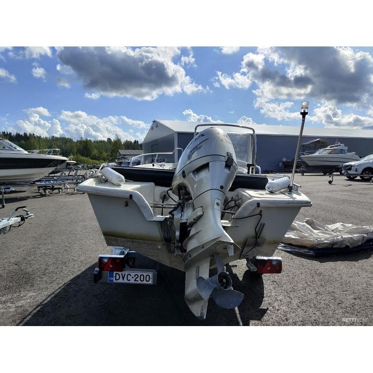 Suvi 4900 S Uno + Honda BF40