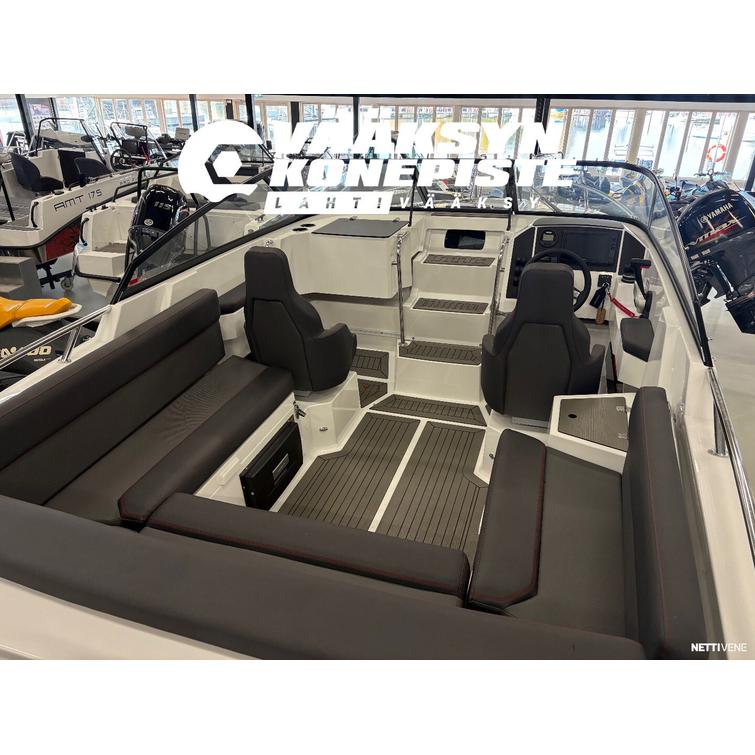 AMT 210 DC + Yamaha F150XB