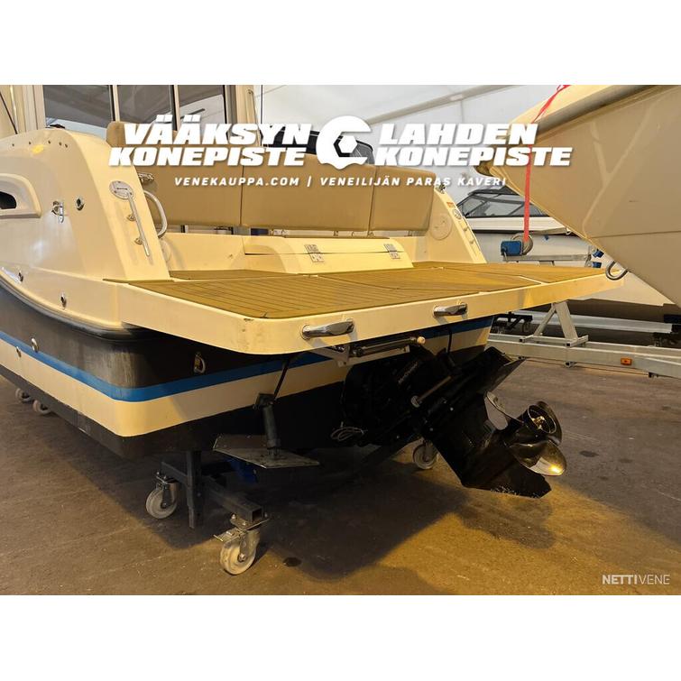 Quicksilver ACTIV 705 CRUISER + MerCruiser 220 V6