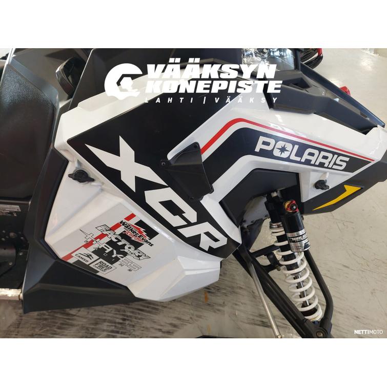 Polaris Axys 800 XCR