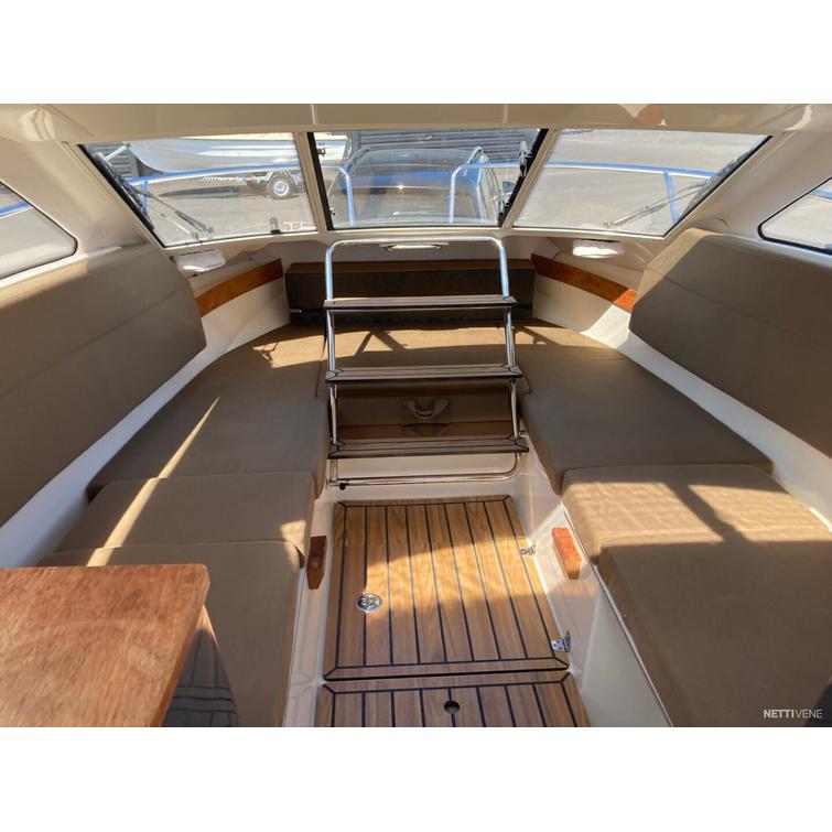 Flipper 670 ST + Mercury F150