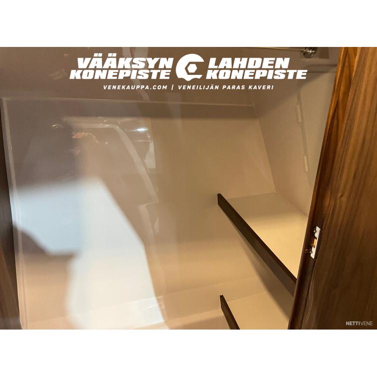 Flipper 900 ST + Mercury V250 XL AMS DTS V8