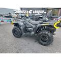 Can-Am Outlander Max (T3B) 80km/h traktori aj. vain 320km
