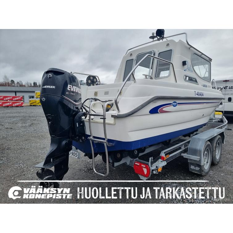 Bella 571 C + Evinrude E-Tec
