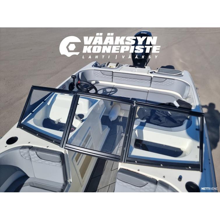 Bayliner Muu malli M17 + Mercury F80