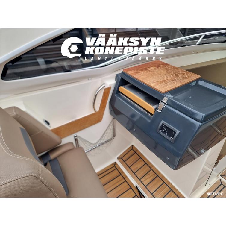 Flipper 640 ST + Mercury F150