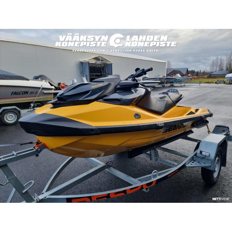 Sea-Doo RXP-XRS 300